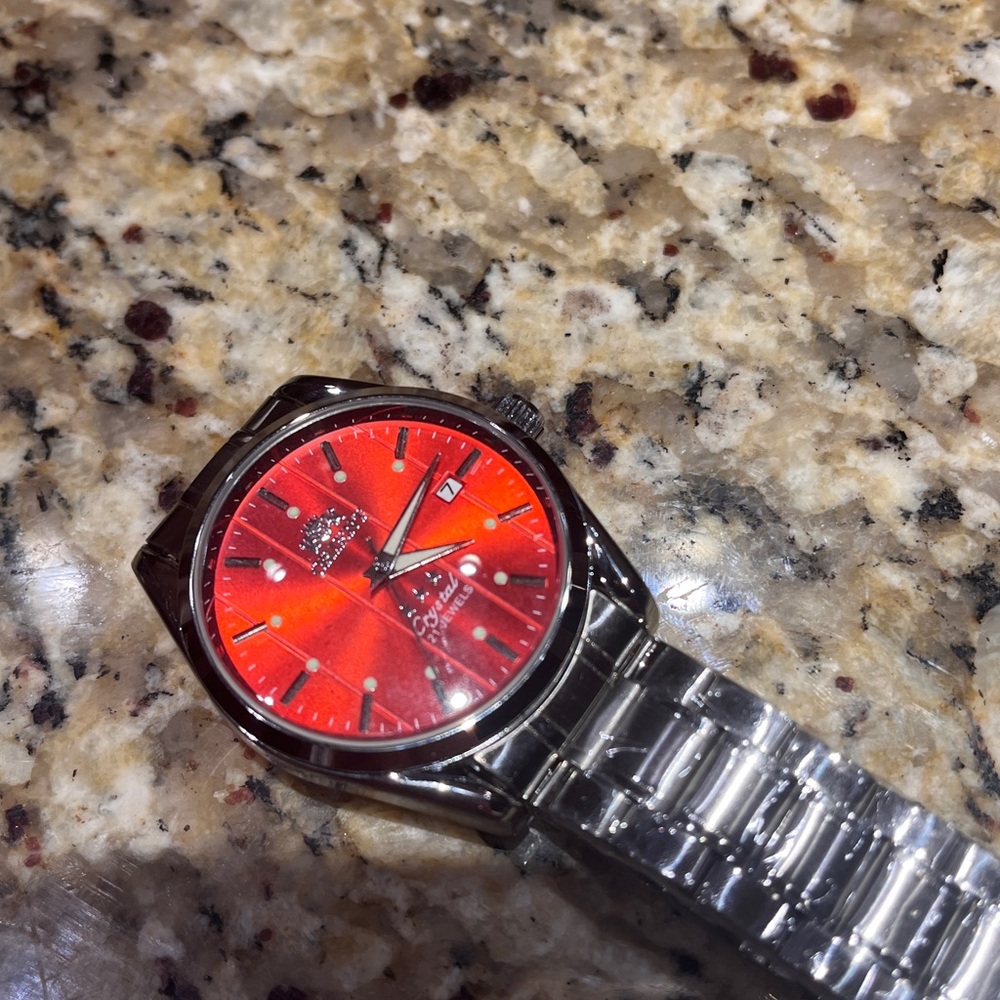 New Orient Silver Automatic Mechanical Watch with Red Dial - Picture 2 of 5